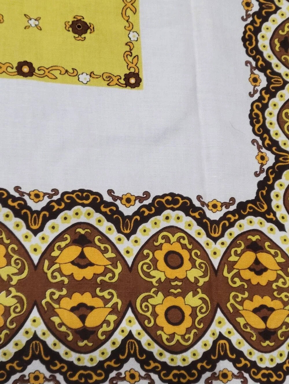 Vtg 1970s Cotton Linen Tablecloth Retro Geometric MCM 58 X 74 Square